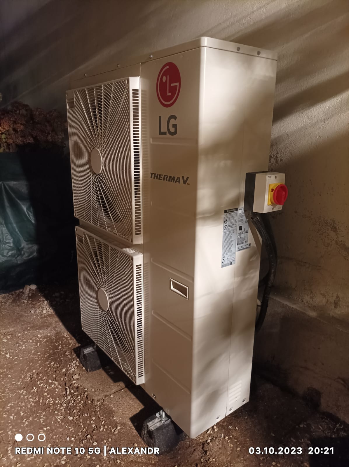 Unité extérieure LG Therma V double ventilateur avec coffret de coupure